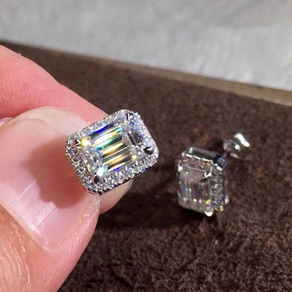 Elegant925 Sterling  Silver Stud Earrings